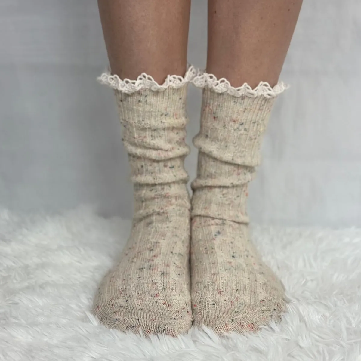 BOOTIE  lace slouch  socks - oatmeal