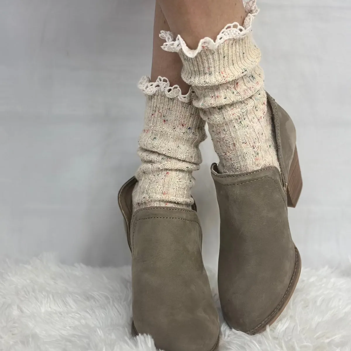 BOOTIE  lace slouch  socks - oatmeal