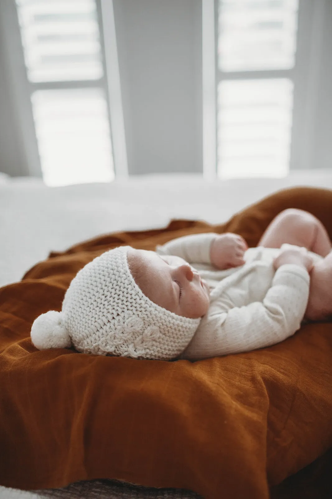 Snuggle Hunny - Merino Wool Bonnet & Booties - Ivory